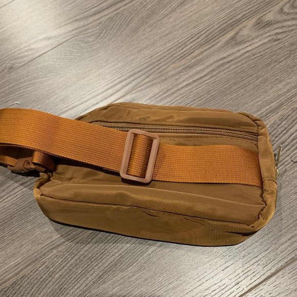 BELT BAG- BROWN - Picture 4 of 4